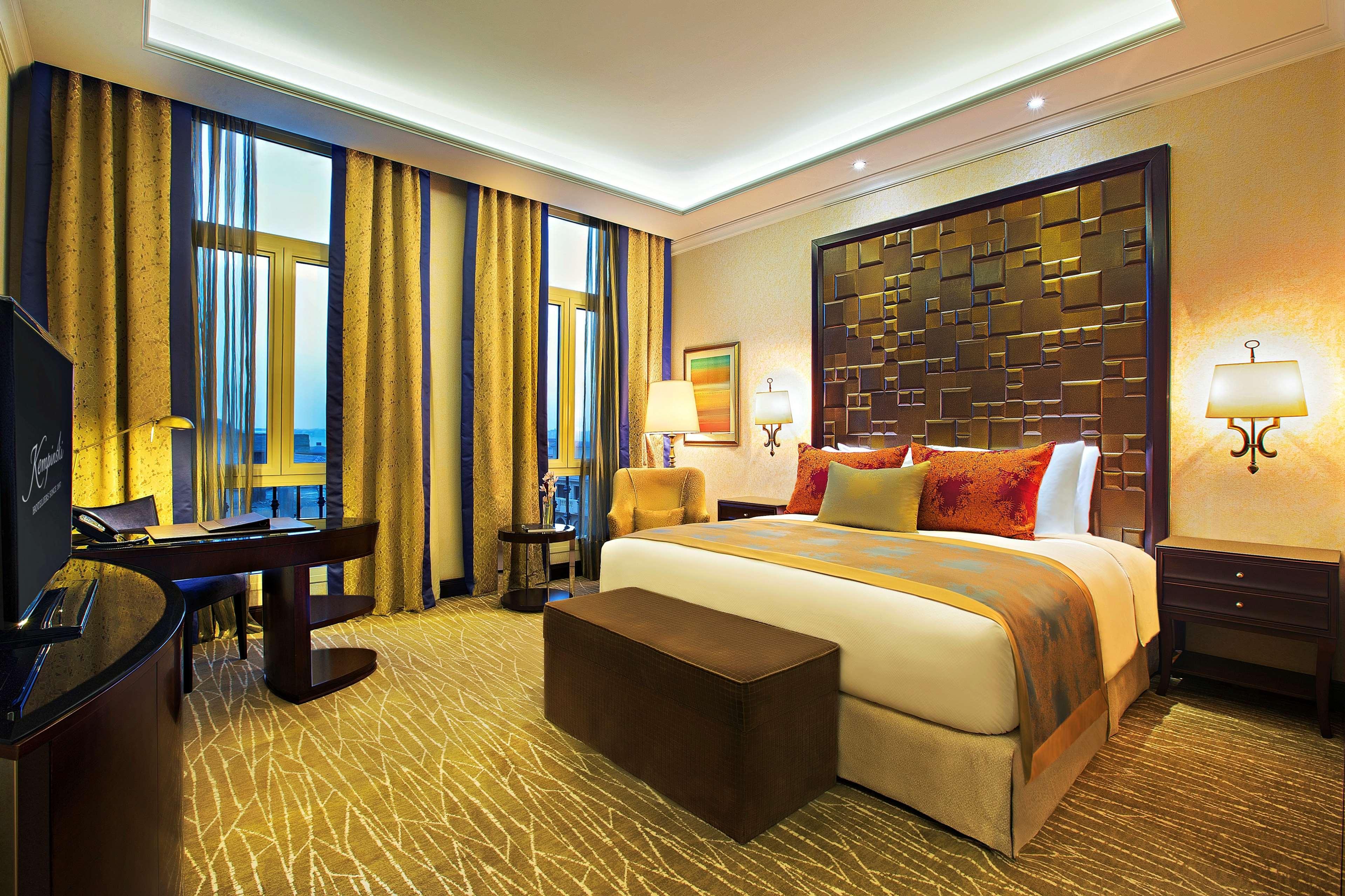 Royal Maxim Palace Kempinski קהיר מראה חיצוני תמונה A bedroom at the hotel