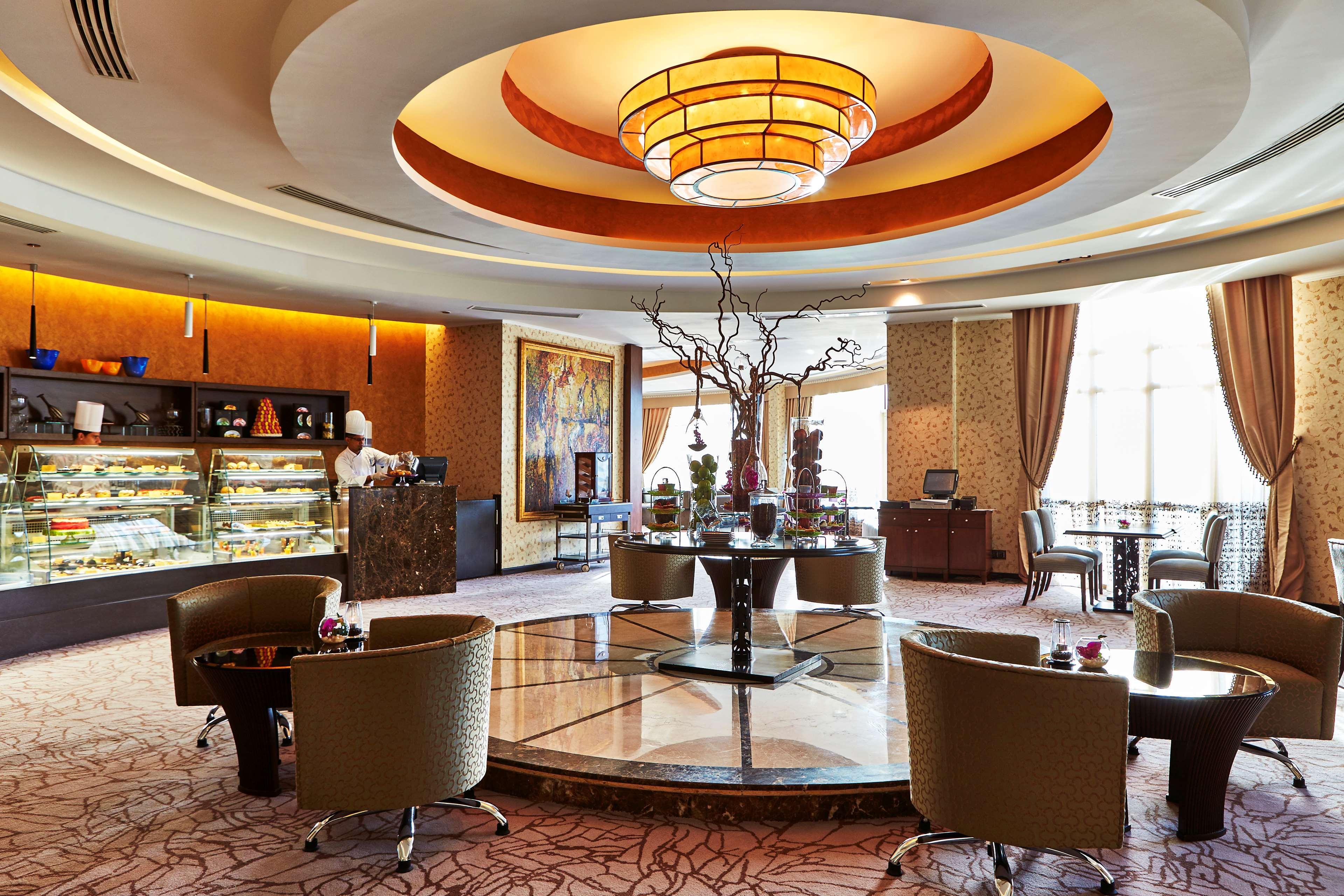 Royal Maxim Palace Kempinski קהיר מראה חיצוני תמונה The lobby lounge