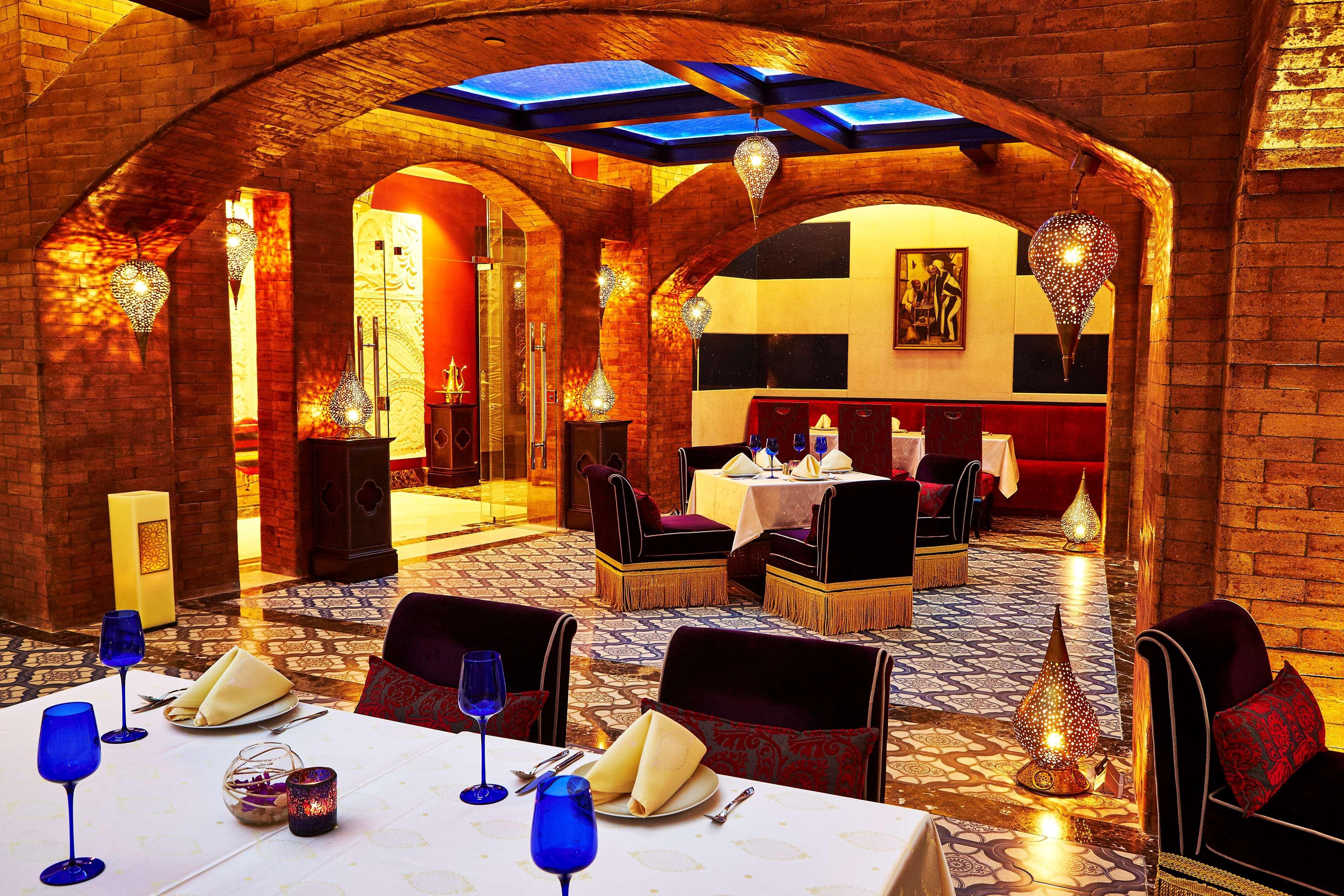 Royal Maxim Palace Kempinski קהיר מראה חיצוני תמונה The restaurant