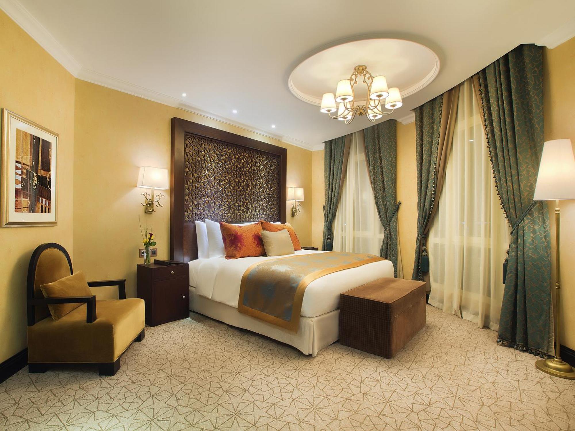 Royal Maxim Palace Kempinski קהיר חדר תמונה A bedroom at the Jumeirah Emirates Towers Hotel
